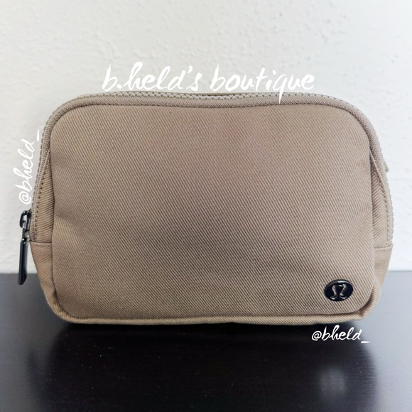lululemon Everywhere Belt Bag *Canvas (Cotton) in Artifact One Size 1L New NWT - Picture 1 of 15